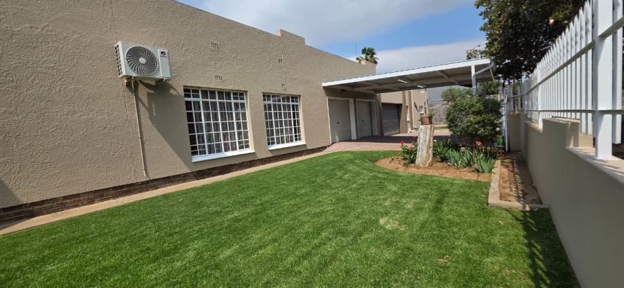 4 Bedroom Property for Sale in Jan Cillierspark Free State